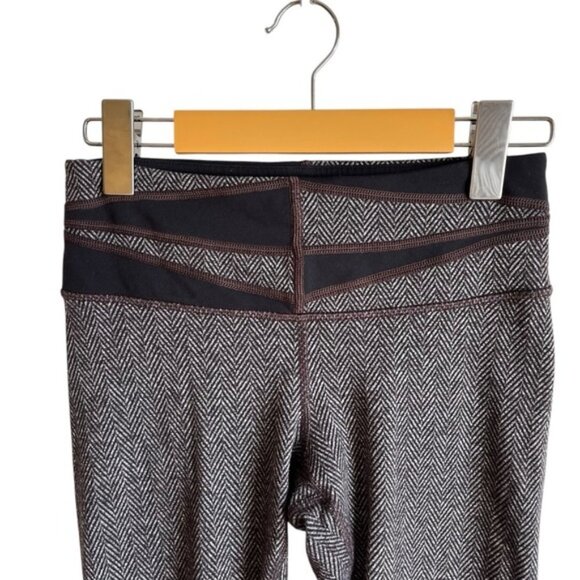 Lululemon Wunder Under Pant Size 4 Giant Herringbone Black Wi14 Quilt - Picture 6 of 14